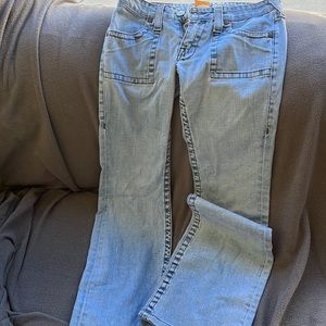 Like new super cute hard to find true religion light wash jeans